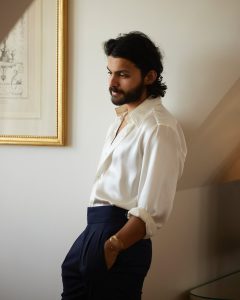 Shikhar Pahariya Father