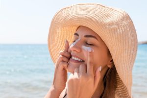 How to Control Oil on Face in Summer?