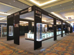 The Art of First Impressions: Lessons from Top Trade Show Display Creators