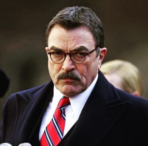 Does Tom Selleck Wear a Toupee
