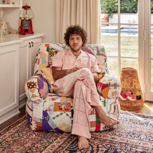How Tall is Benny Blanco