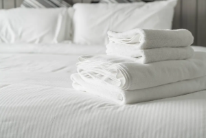 What to Look for Before Buying Hotel Collection Bed Linens