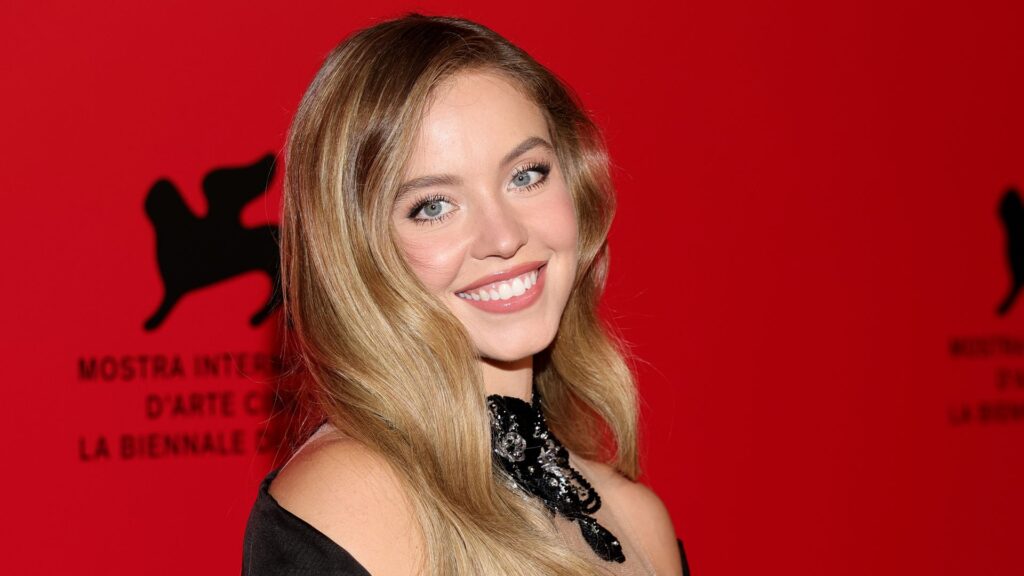 Sydney Sweeney Breast Size