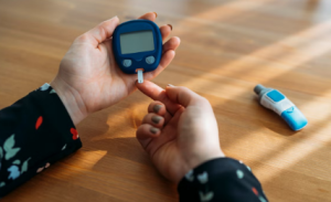 How to Choose the Best Blood Glucose Monitor for Accurate Diabetes Management