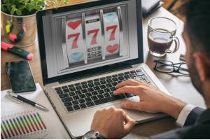 A Deep Dive Into Free Spin Promotions as Online Casino Discovery Tools