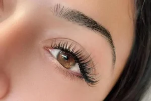 Lash Lift and Tint: The Low-Maintenance Eye Treatment Gaining Popularity Across Dubai