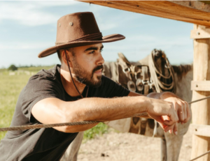 Best Leather Hats for Outdoor Work and Rugged Days