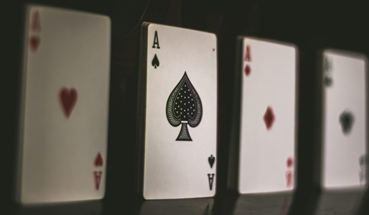 Which UK Machine Game Are Best Known for Ongoing Free Spins Promotions?