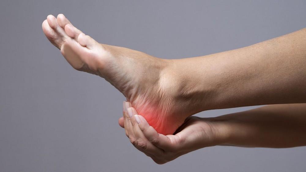 Why Does My Heel Hurt So Bad? Causes & Treatments 2026