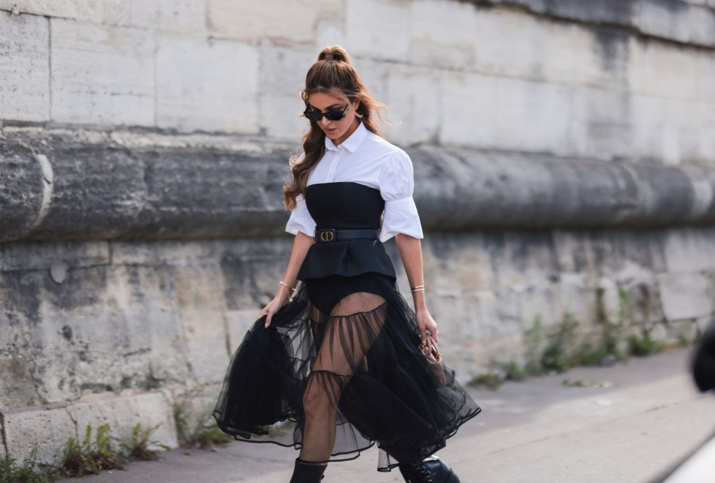 How to Style a Leather Corset Without Looking Like You’re in Costume