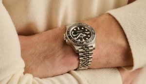 Why Did My Rolex Stop Working? Repair Guide 2026