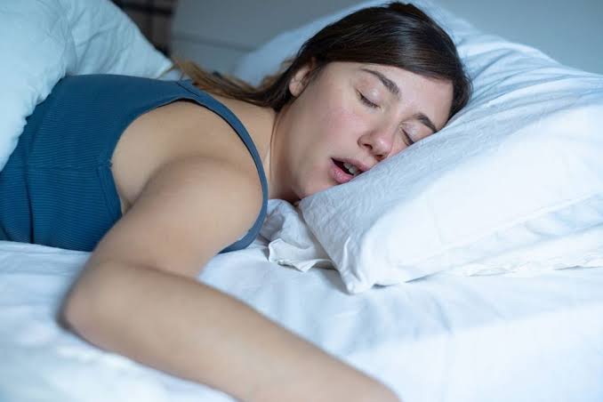 Why Does My Tooth Hurt When I Lay Down? Real Causes and Fast Relief 2026